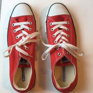 Brand New Converse All Star women’s 9